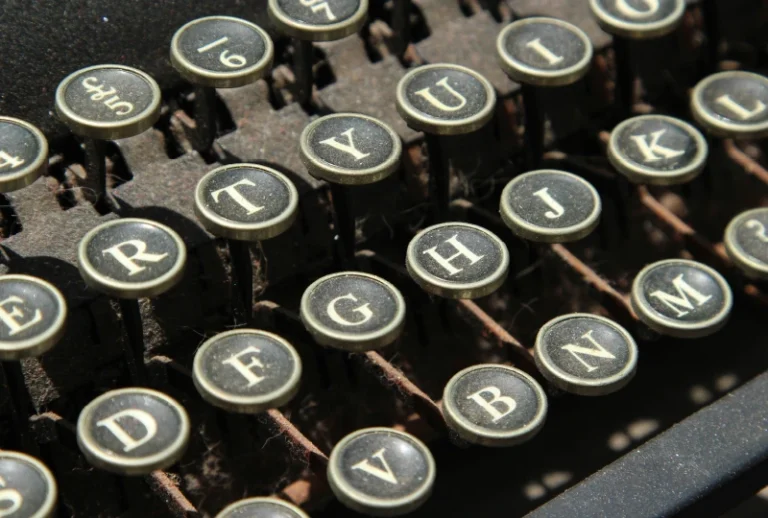 O Mistério do Teclado QWERTY O Misterio do Teclado QWERTY